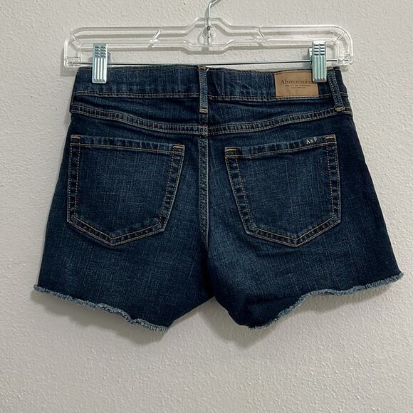 Abercrombie Kids denim mid rise midi shorts 13-14 - Picture 4 of 4